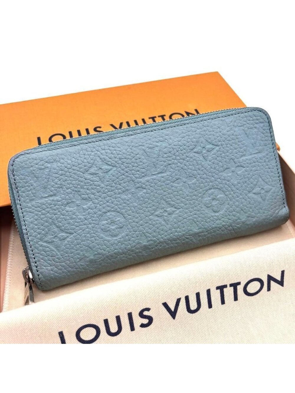 Louis Vuitton Taurillon Monogram Zippy Horizontal Misty Lake Wallet